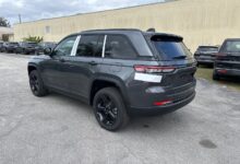 Grey:30u4pb6-E_Y= Jeep Grand Cherokee